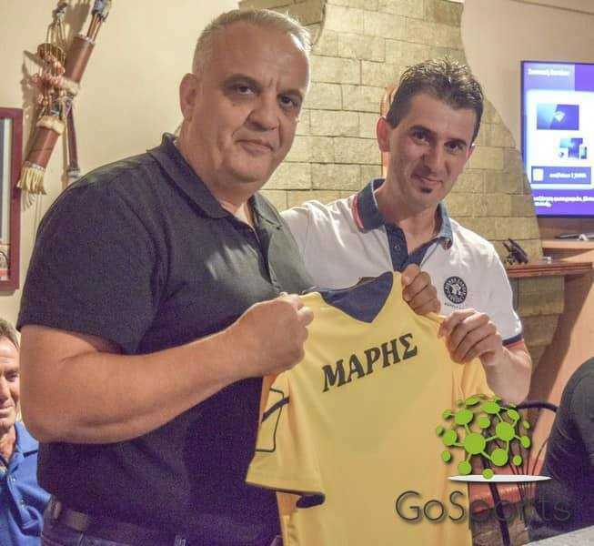 Η οικογένεια του ΠΑΣ Πρέβεζα έδωσε το «παρών» στην εκδήλωση παρουσίασης του βιβλίου «Αιώνια πράσινος», του βετεράνου ποδοσφαιριστή της ομάδας Δημήτρη Μάρη