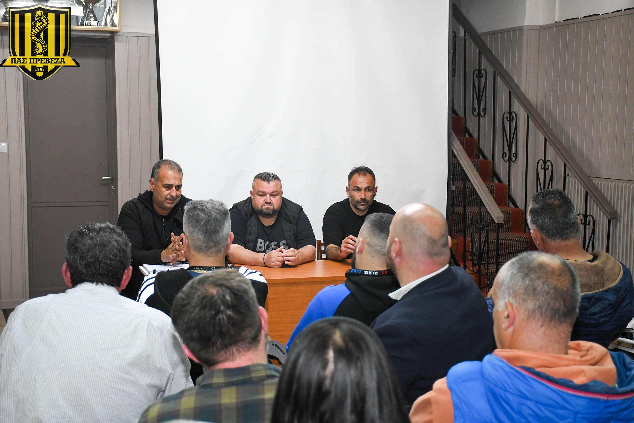 pas preveza geniki syneleusi 9